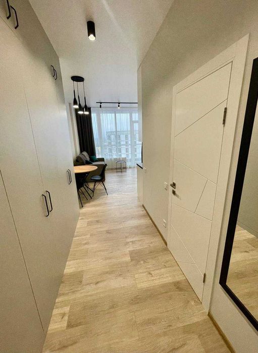 1-кімн квартира по вул. Центральна 21-Б, ЖК Рів'єра, масив Осокорки.