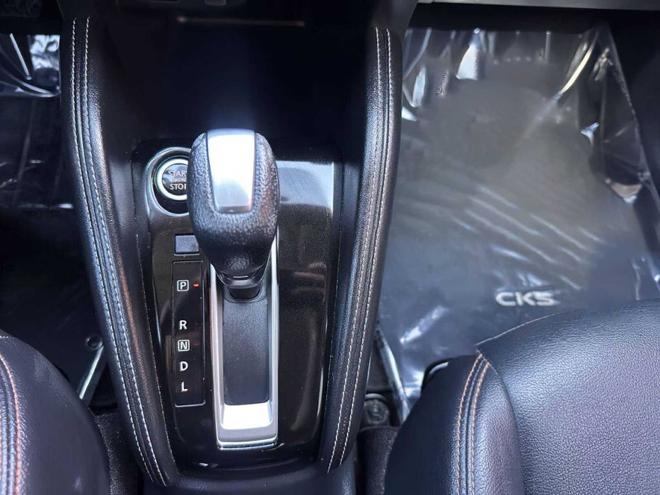 Nissan Kicks SR      2019