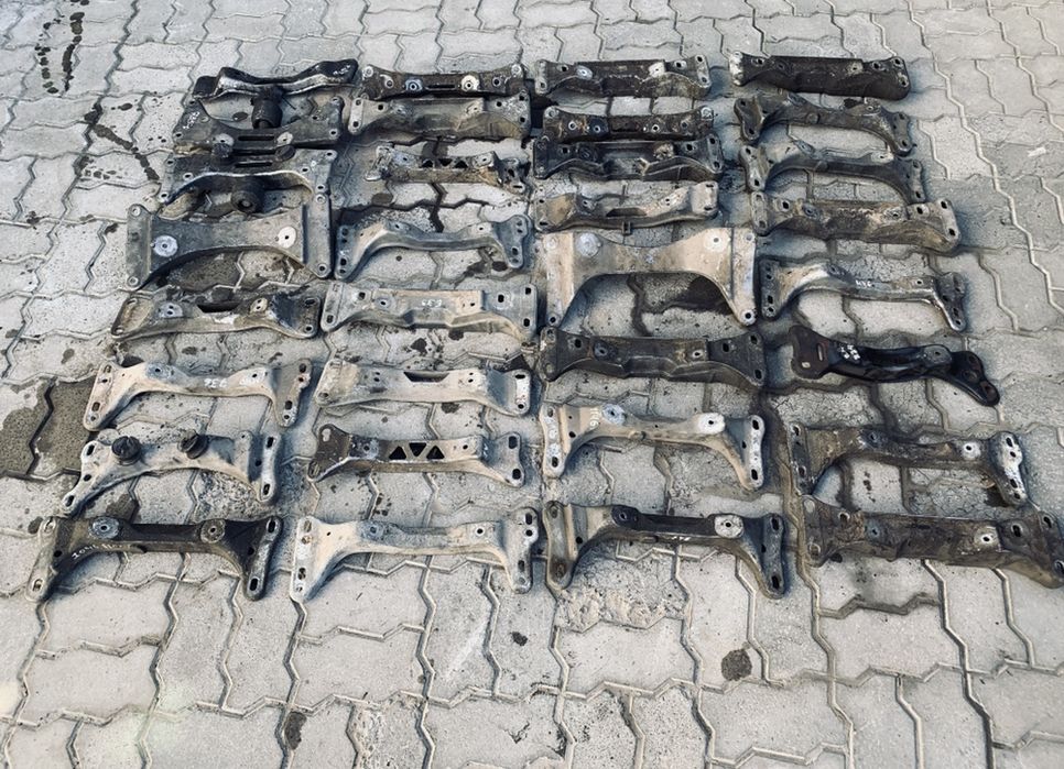 Лапа Ліва Права Бмв  Е36 Е38 Е39 Е46 Е53 Е60 Bmw