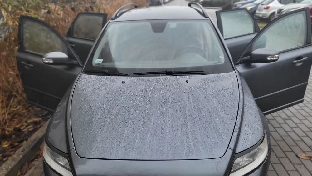 Volvo V50