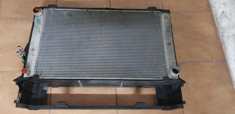 Zestaw chłodnic wody klimy oleju BMW E60 525d 530d