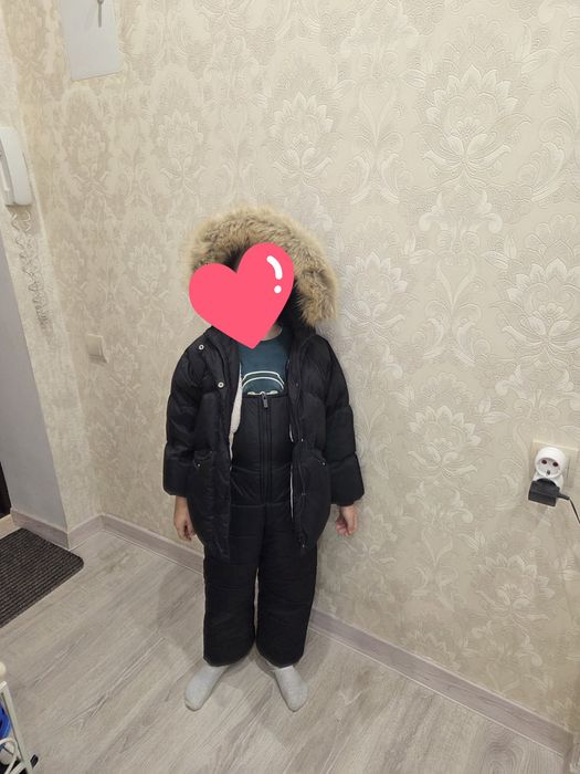 Куртка Zara розміром 110