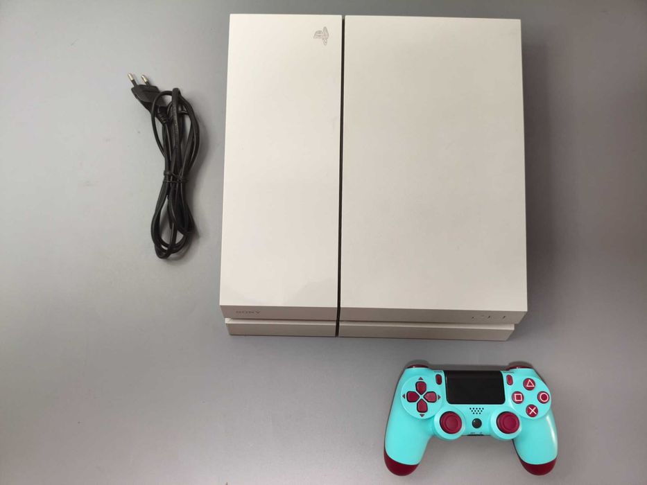 Playstation 4 Branco + Comando