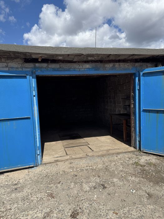 Гараж в кооперативі "Саксаганець"