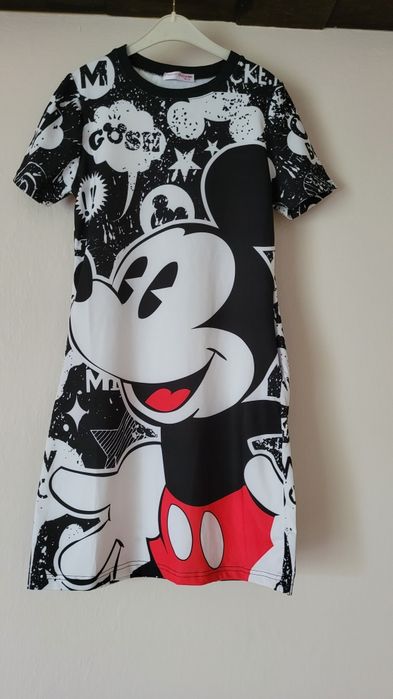 Sprzedam sukienkę z motywem myszki Mickey
