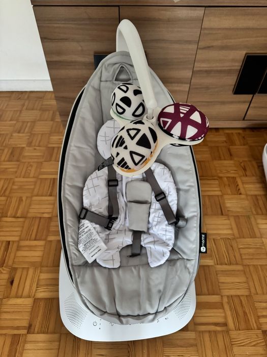 MamaRoo 5 da 4moms