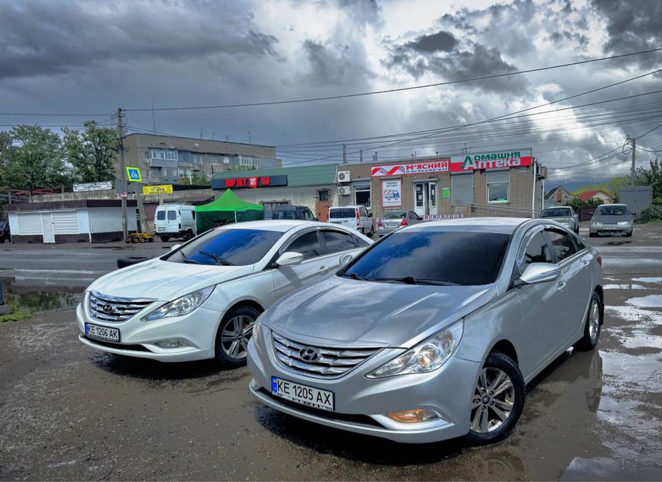 Авто в аренду Sonata Kia Рено Логан