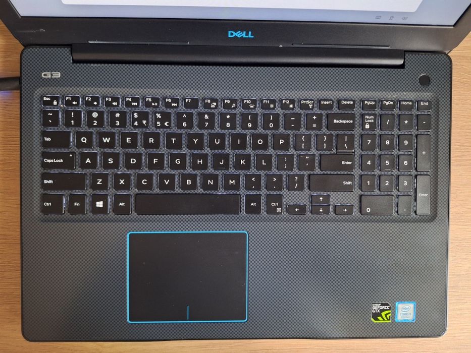 Laptop gamingowy 15,6 FH Dell i5-8300H 8gb 256ssd/1000hdd  GTX 1050