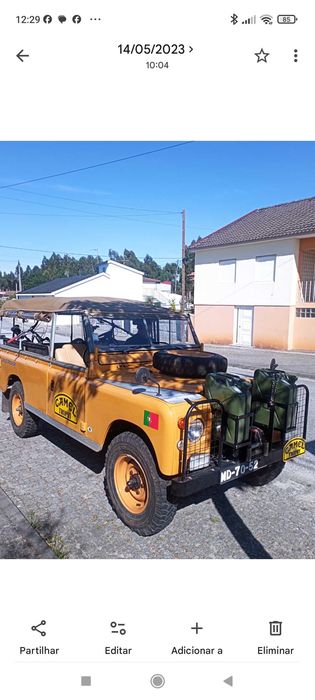 Land Rover Serie com 9 lugares de livrete