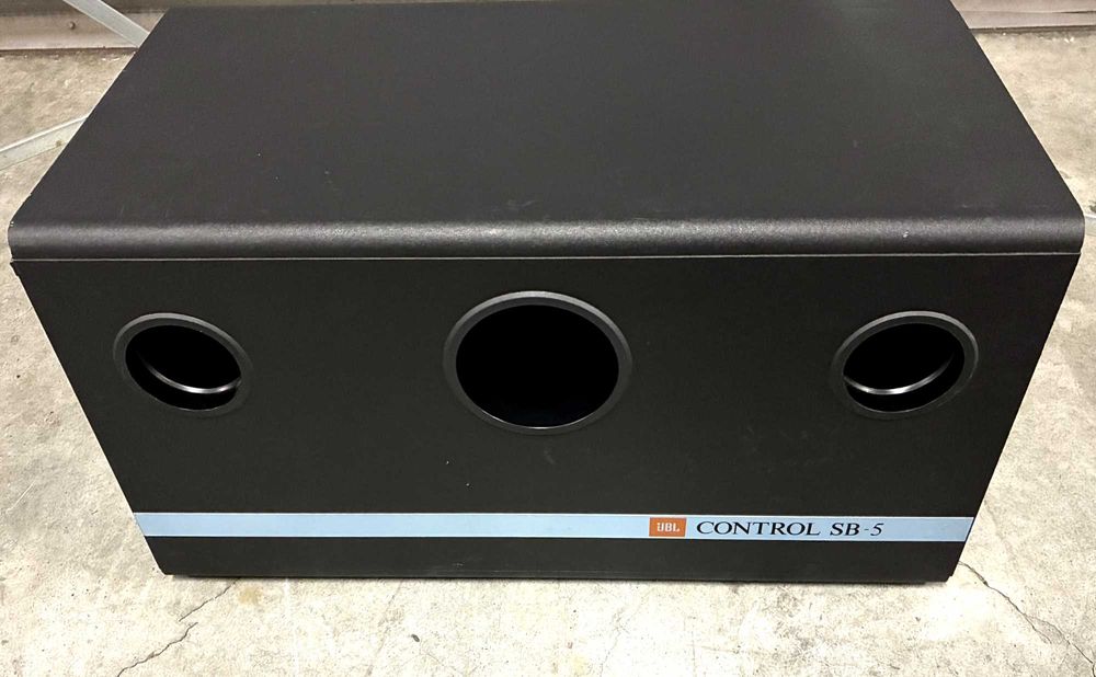 Conjunto de Colunas Control 5 JBL + Subwoofer SB-5 - 1 Und.
