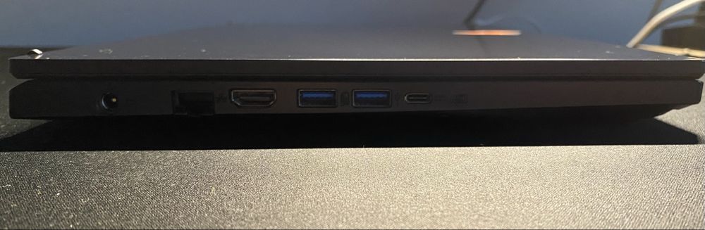 Laptop Acer Nitro V15/ Ryzen 5 7535HS / Nvidia RTX 3050 6GB / RAM 32GB