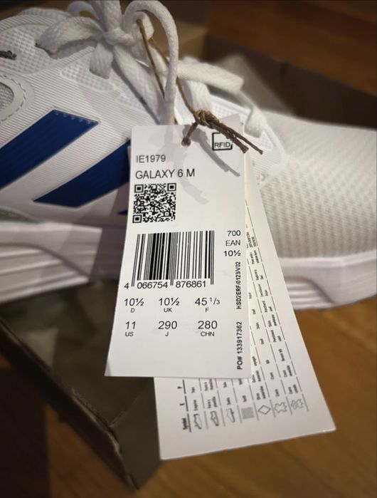 Sapatilhas adidas novas