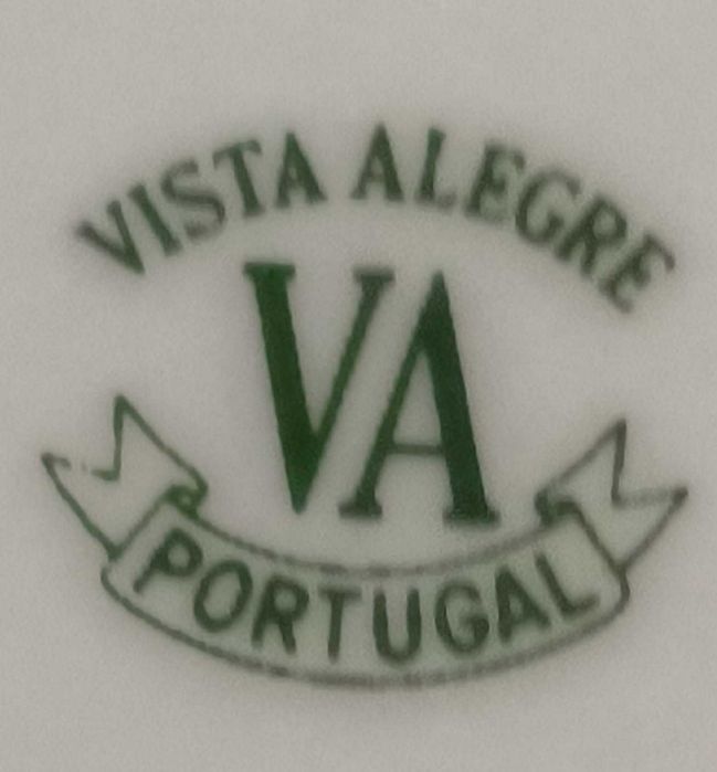 Porcelana IMARI - VISTA ALEGRE - Prato de servir - Marca 36 - Séc. XX