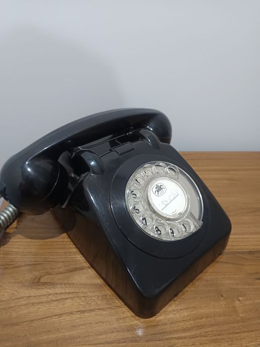 Telefone Antigo de Disco Rotativo Preto Vintage