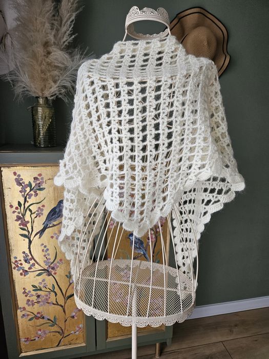 Wełniana Śmietankowa Chusta / szal / etola damska Trójkąt Ażurowy Splo