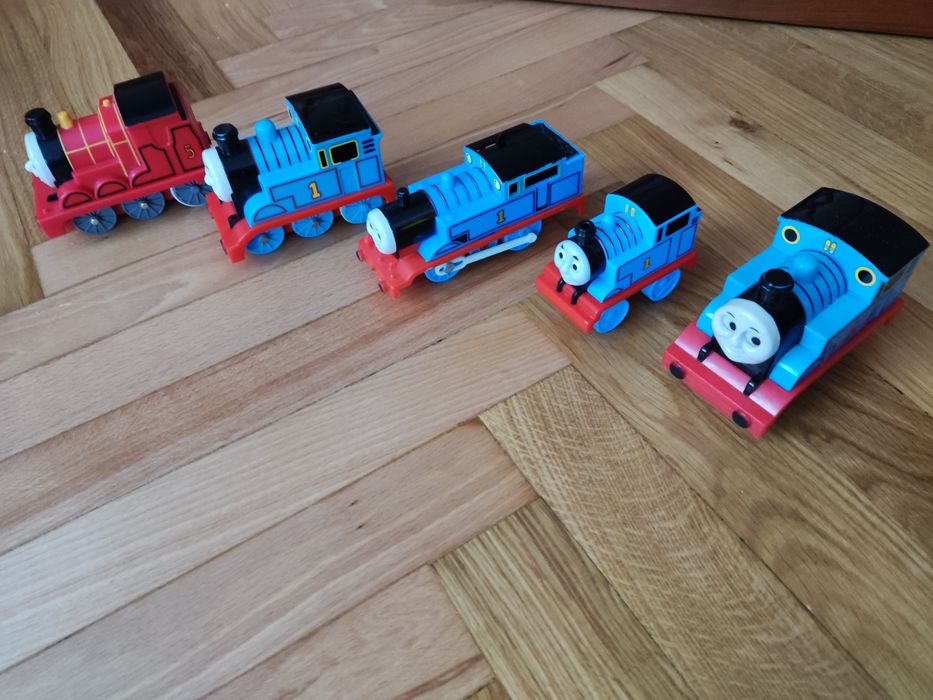 Поїзди Томаси, різного розміру