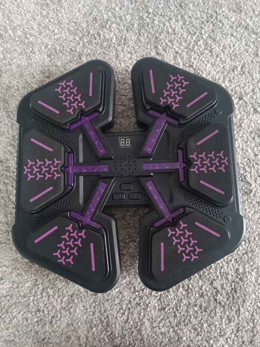 Music boxing target NOWE