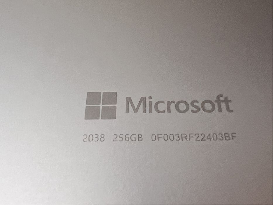 -= Microsoft Surface Pro 9 =- 2038 i5 8/256GB i5-1235u perfekcyjny!