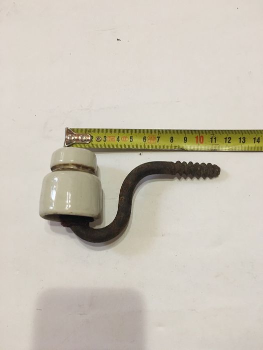 Фарфоровые изоляторы / штыревые керамические изоляторы / ізолятори