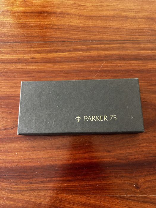 Parker 75 Cisele em prata esterlina e ouro