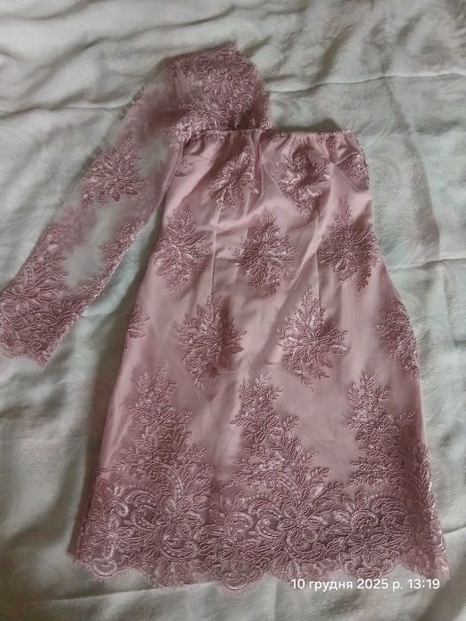 Продам плаття 42-44 р.