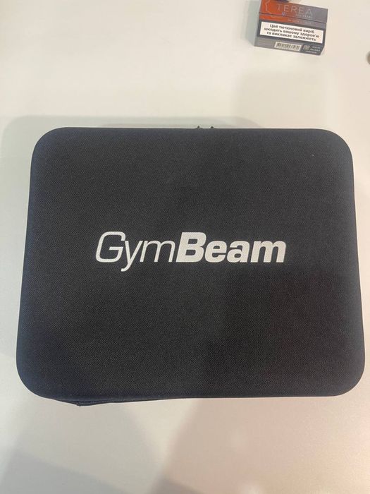 Перкусійний масажер GymBeam VI з насадками та кейсом