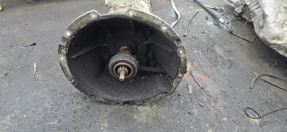 Skrzynia biegów  Renault Master 2,5 TD  1989  -1998