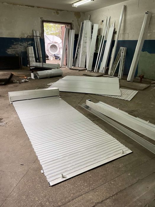 Ролети алюмінієві на вікна,двері та ворота