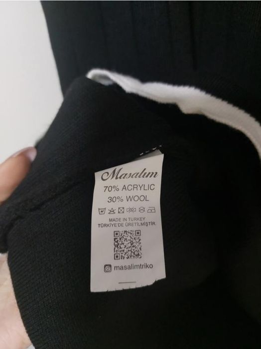 Класичний светр оверсайз