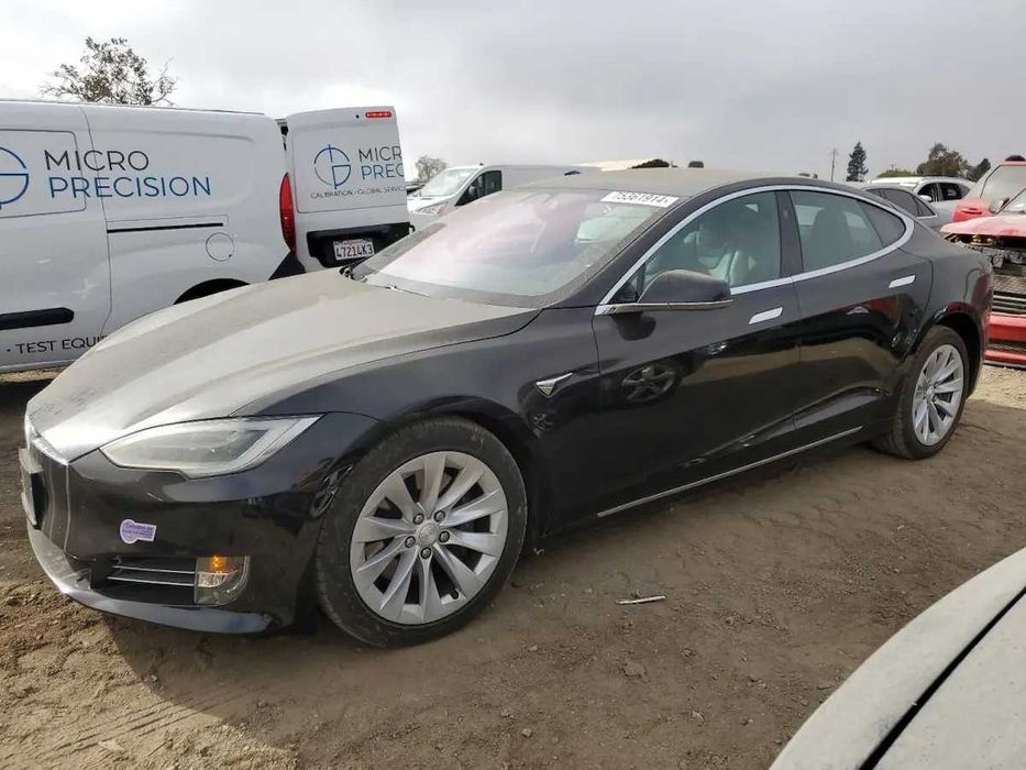 Бампер Tesla Model S розборка шрот