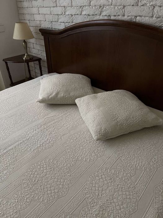 Накидка на ліжко або диван Бельгія