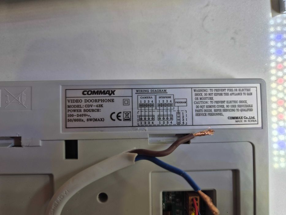 Video-porteiro COMMAX (Unidade exterior + interior)