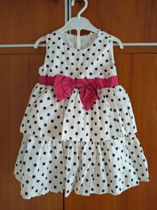 Sukienki- sukieneczki rozm. 92