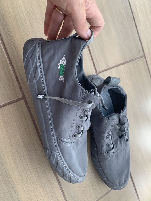 Чоловіче легке взуття