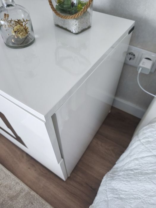 Conjunto de mesas de cabeceira