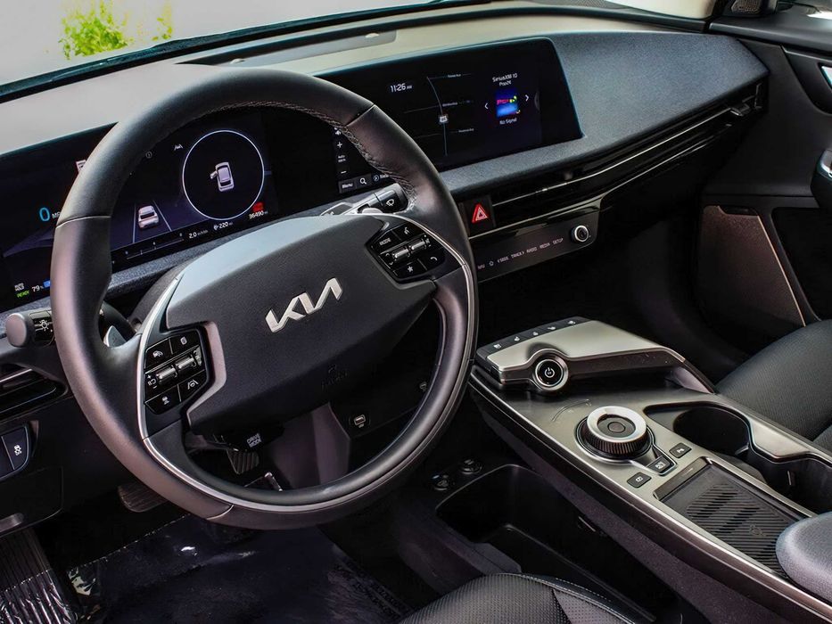 Kia EV6 Wind      2023