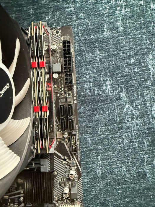 Комплект: GIGABYTE + Intel i5 + 8GB RAM + кулер DeepCoo