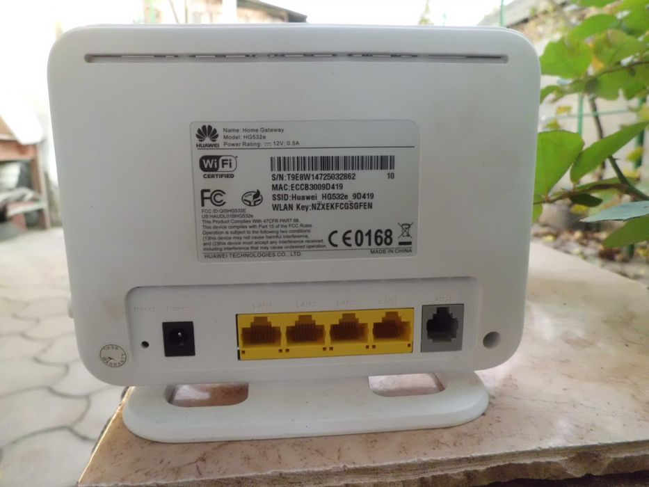 Продаю модем HUAWEI