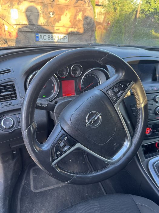 Opel Insignia 2.0 Дизель під запчастини або ремонт