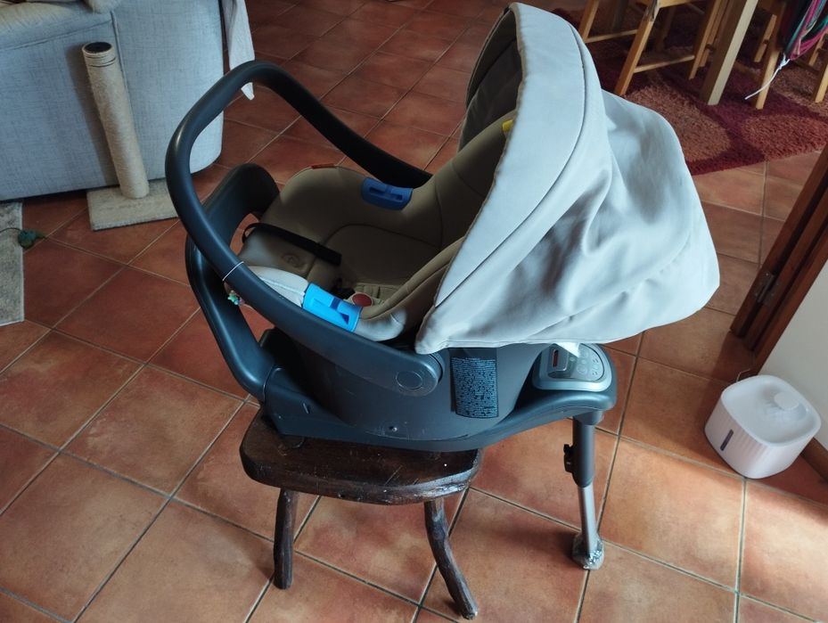 Cadeira Auto bebé Chicco Oasys i-size