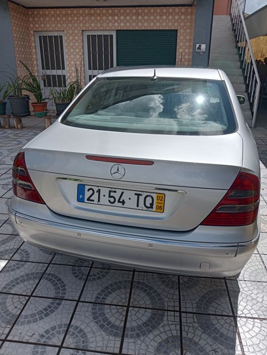 Mercedes Benz E220 W211