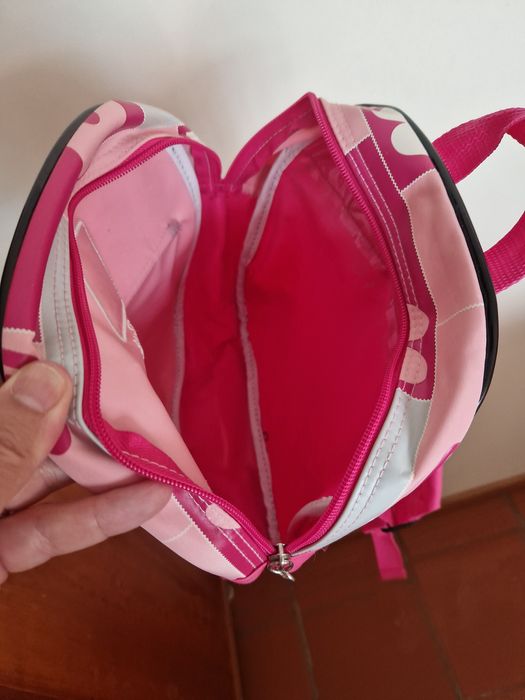 Mochila "Barbie" e saco de desporto "Witch" de menina