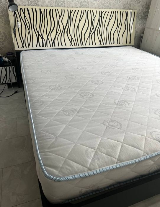 Кровать двуспальная