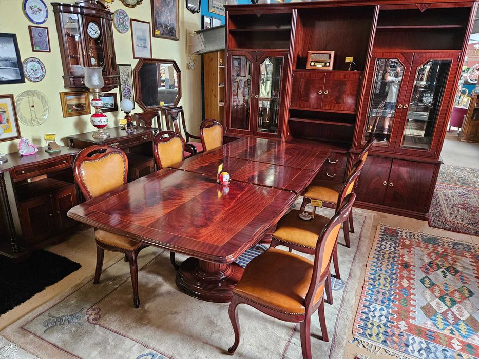 Excelente mesa para sala ou escritório- extensível - óptimo