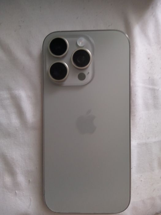 Смартфон iPhone 16 Pro 256gb