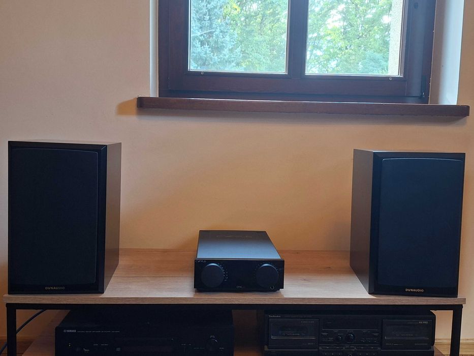 Kolumny Dynaudio Emit M20