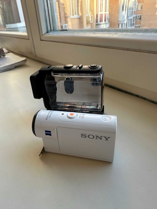 екшн камера Sony HDR AS300