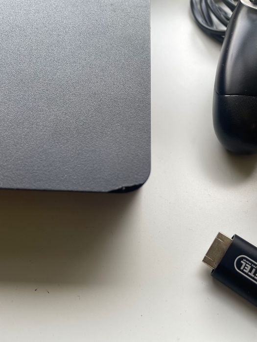 PlayStation 4 slim