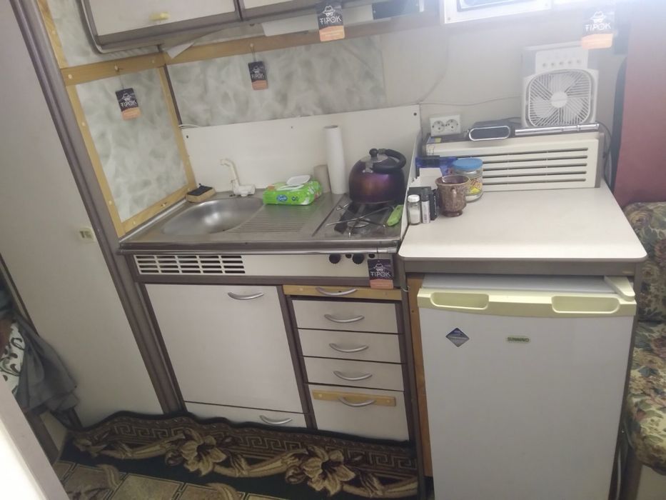 Кемпінг,дім на колесах