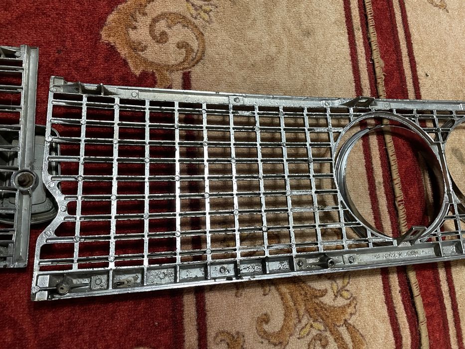 Продам решітку ваз 2103